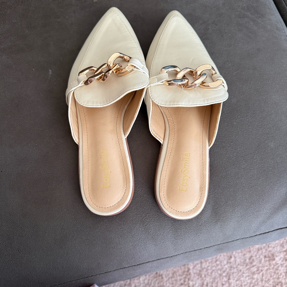 Easy Spirit Cream Gold Chain Women's Mules